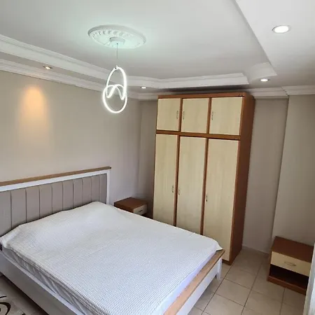 Cleopatra Plajina 50mt Deniz Goeren Ferah 2+1 * Alanya